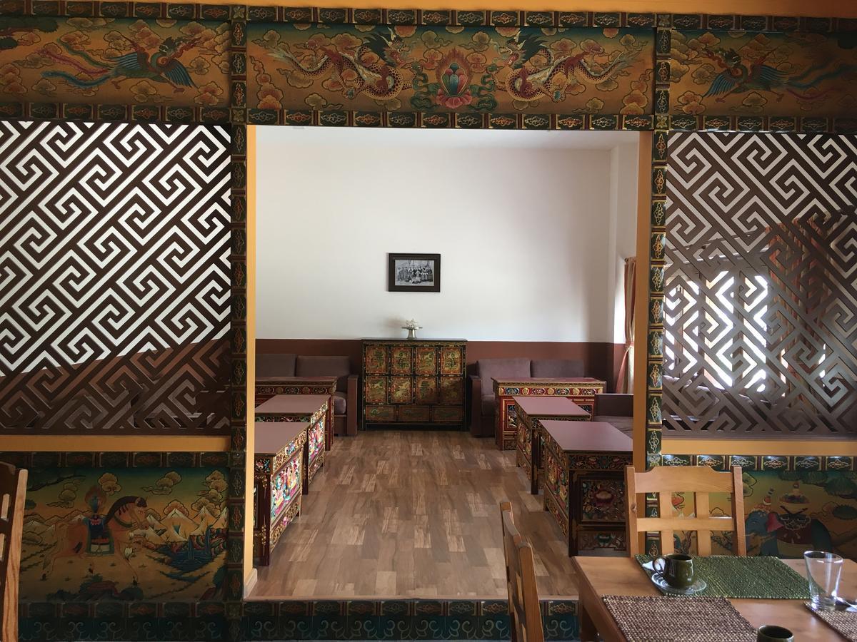 Royal Mustang Resort Nambo Luaran gambar